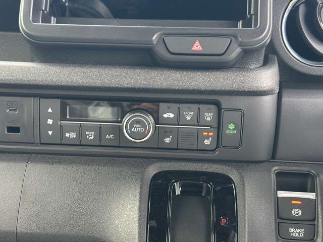 ホンダ Ｎ　ＢＯＸ カスタム ６６０ R8年 (東海) 99