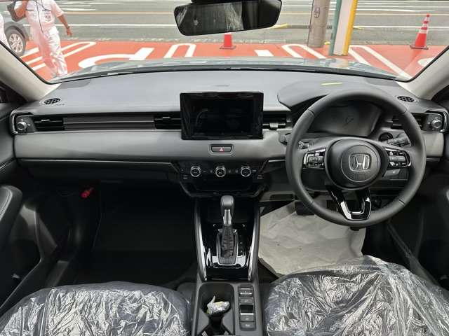 ホンダ ヴェゼル １．５ Ｅ：ＨＥＶ Ｚ R8年 (東海) 99