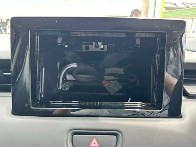 ホンダ ヴェゼル １．５ Ｅ：ＨＥＶ Ｚ R8年 (東海) 99