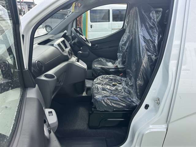 日産 ＮＶ２００バネット １．６ １６Ｘ－２Ｒ R8年 (東海) 99