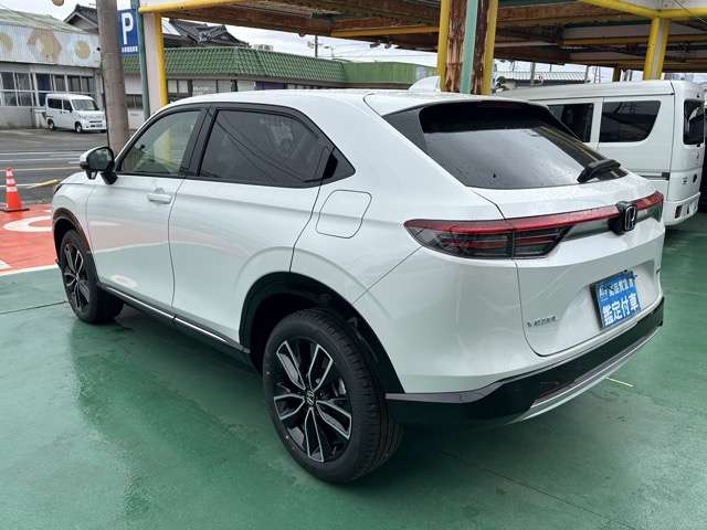 ホンダ ヴェゼル １．５ Ｅ：ＨＥＶ Ｚ R8年 (東海) 99