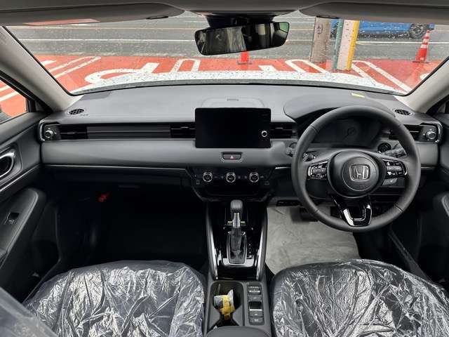 ホンダ ヴェゼル １．５ Ｅ：ＨＥＶ Ｚ R8年 (東海) 99