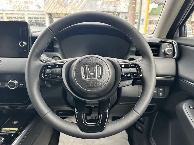 ホンダ ヴェゼル １．５ Ｅ：ＨＥＶ Ｚ R8年 (東海) 99