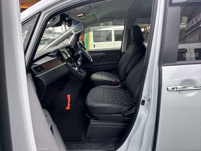 三菱 デリカ　Ｄ：５ ２．２ Ｐ ディーゼルターボ ４ＷＤ R6年 (東海) 99