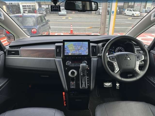 三菱 デリカ　Ｄ：５ ２．２ Ｐ ディーゼルターボ ４ＷＤ R6年 (東海) 99