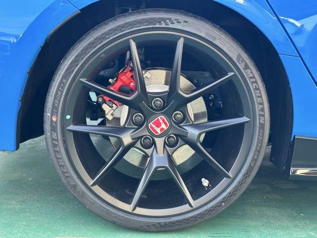 ホンダ シビック ２．０ レーシングブラックパッケージ R8年 (東海) 99