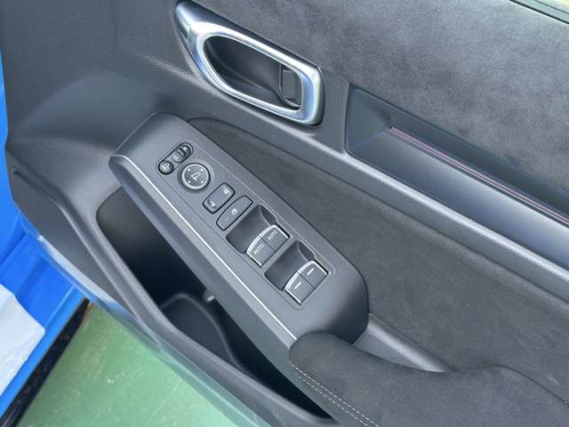 ホンダ シビック ２．０ レーシングブラックパッケージ R8年 (東海) 99