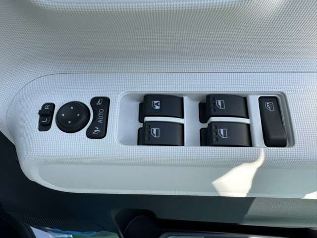 ダイハツ ムーヴ　キャンバス ６６０ ストライプス Ｇターボ R7年 (東海) 99