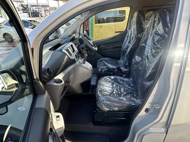 日産 ＮＶ２００バネット １．６ １６Ｘ－３Ｒ アウトドア ブラック エディション R8年 (東海) 99