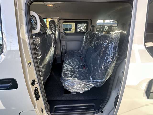 日産 ＮＶ２００バネット １．６ １６Ｘ－３Ｒ アウトドア ブラック エディション R8年 (東海) 99