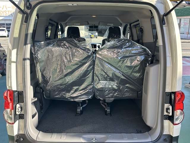 日産 ＮＶ２００バネット １．６ １６Ｘ－３Ｒ アウトドア ブラック エディション R8年 (東海) 99