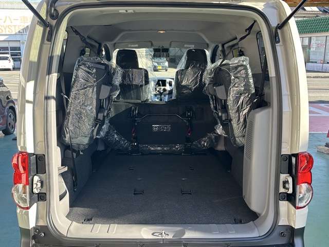 日産 ＮＶ２００バネット １．６ １６Ｘ－３Ｒ アウトドア ブラック エディション R8年 (東海) 99