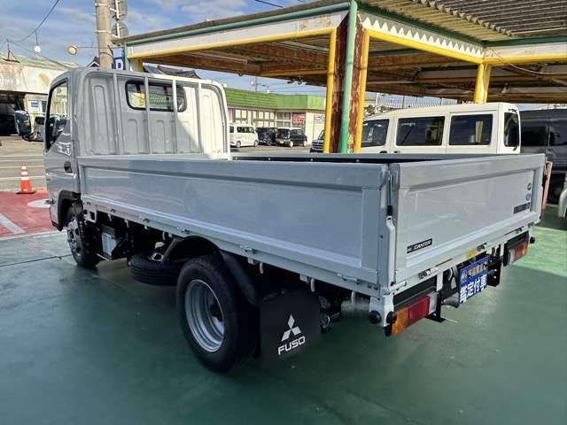 三菱フソウ キャンター ３．０ＤＴ 全低床 平ボディ ２Ｔ R7年 (東海) 99