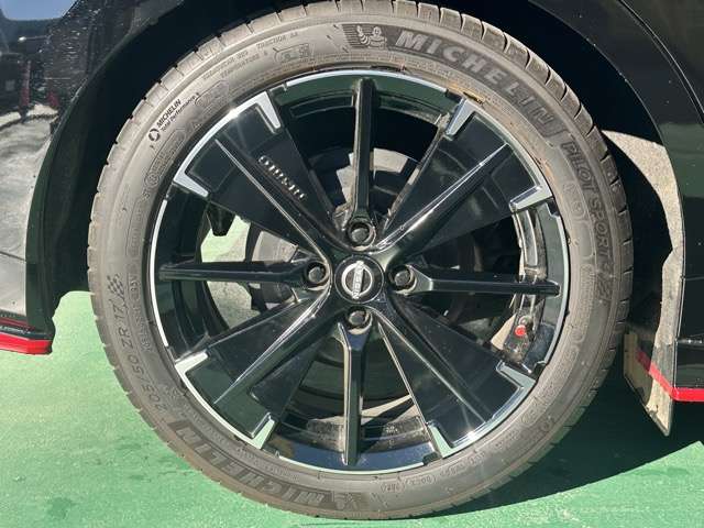 日産 ノートオーラ １．２ ＮＩＳＭＯ チューンド Ｅ－ＰＯＷＥＲ ４ＷＤ R6年 (東海) 99