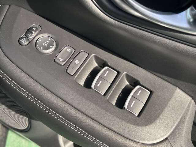 ホンダ ＺＲ－Ｖ ２．０ Ｅ：ＨＥＶ Ｘ ４ＷＤ R7年 (東海) 99