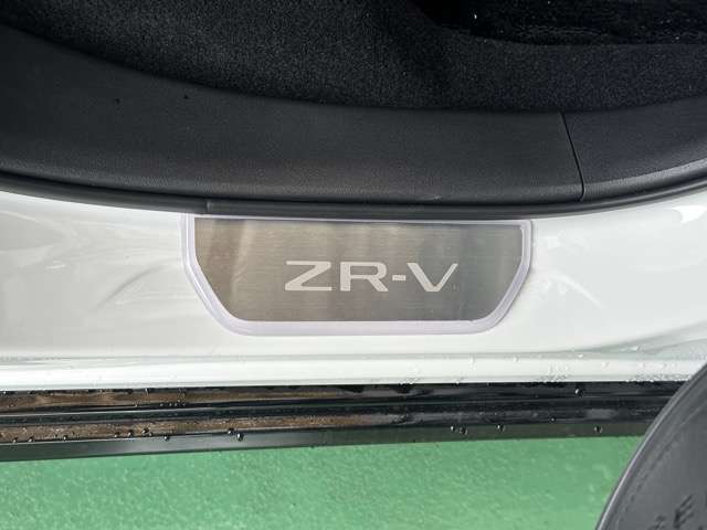 ホンダ ＺＲ－Ｖ ２．０ Ｅ：ＨＥＶ Ｚ ブラックスタイル R6年 (東海) 99