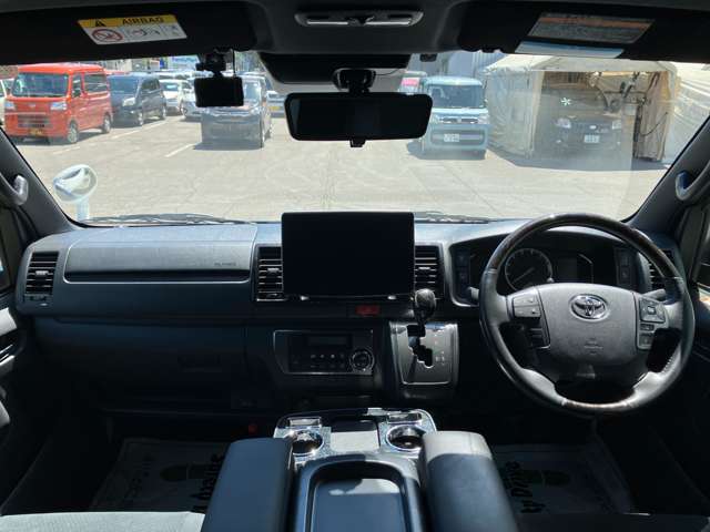 トヨタ ハイエースバン ２．８ スーパーＧＬ ダークプライムＩＩ ロングボディ ディーゼルターボ ４ＷＤ R4年 (北海道) 99