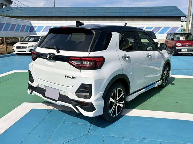 ダイハツ ロッキー １．０ プレミアム Ｇ ４ＷＤ R8年 (甲信越・北陸) 99