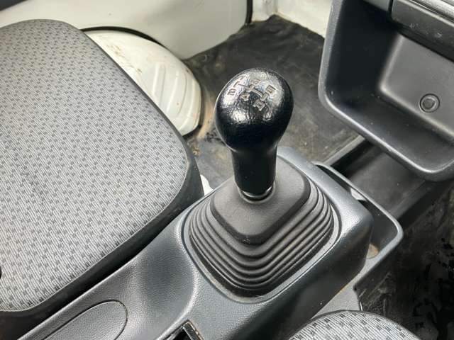 三菱 ミニキャブトラック ６６０ ミノリ ４ＷＤ H28年 (甲信越・北陸) 99