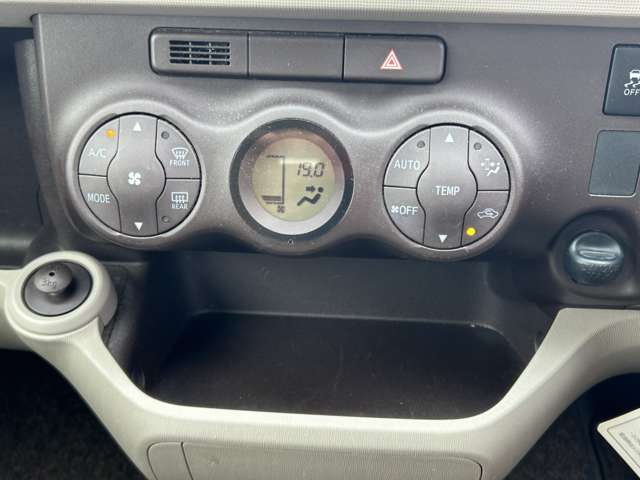 トヨタ パッソ １．０ プラスハナ H26年 (九州・沖縄) 99