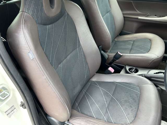 トヨタ ｉＱ １．３ １３０Ｇ レザーパッケージ H23年 (九州・沖縄) 99