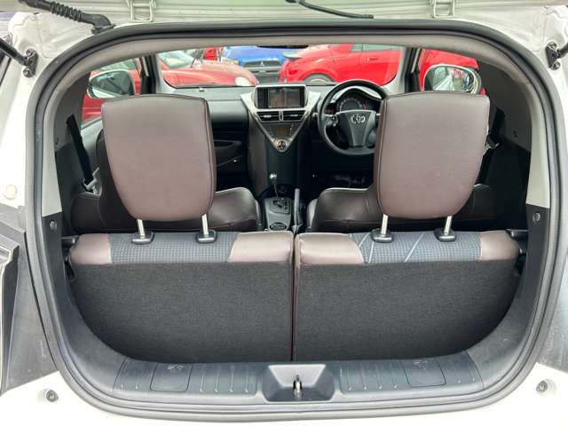 トヨタ ｉＱ １．３ １３０Ｇ レザーパッケージ H23年 (九州・沖縄) 99