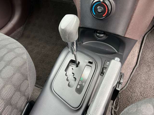 トヨタ ｉＱ １．０ １００Ｘ H21年 (九州・沖縄) 99