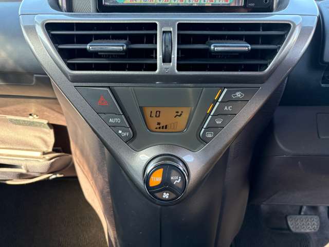 トヨタ ｉＱ １．０ １００Ｇ レザーパッケージ H20年 (九州・沖縄) 99