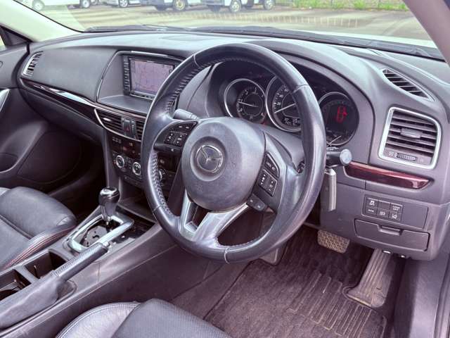 マツダ アテンザ　セダン ２．２ ＸＤ Ｌパッケージ ディーゼルターボ H26年 (九州・沖縄) 99