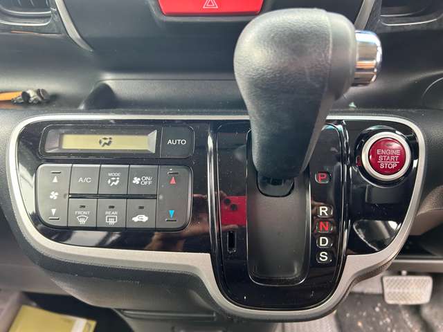ホンダ Ｎ　ＢＯＸ ６６０ カスタムＧ ターボパッケージ H24年 (九州・沖縄) 99