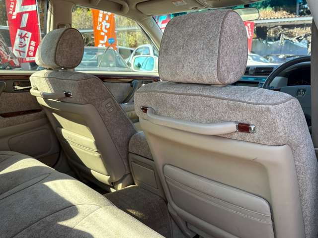 トヨタ クラウンマジェスタ ３．０ Ａタイプ H14年 (九州・沖縄) 99