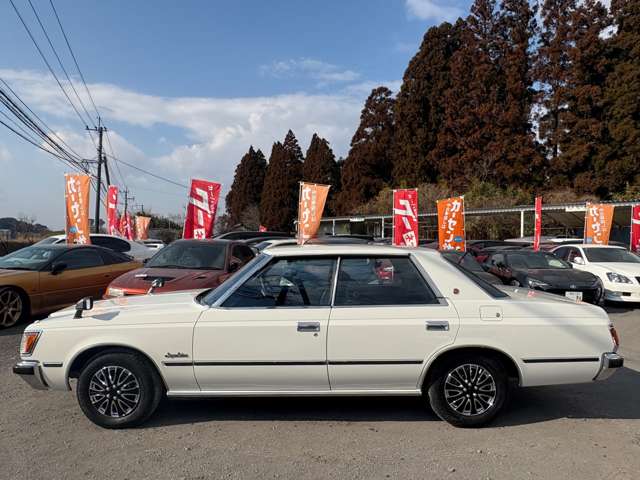 トヨタ クラウン スーパーサルーンエクストラ S58年 (九州・沖縄) 99