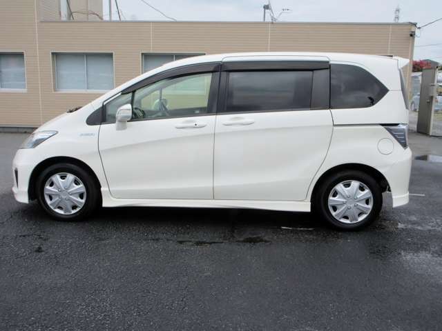 ホンダ フリード　ハイブリッド １．５ ジャストセレクション H24年 (関東) 99
