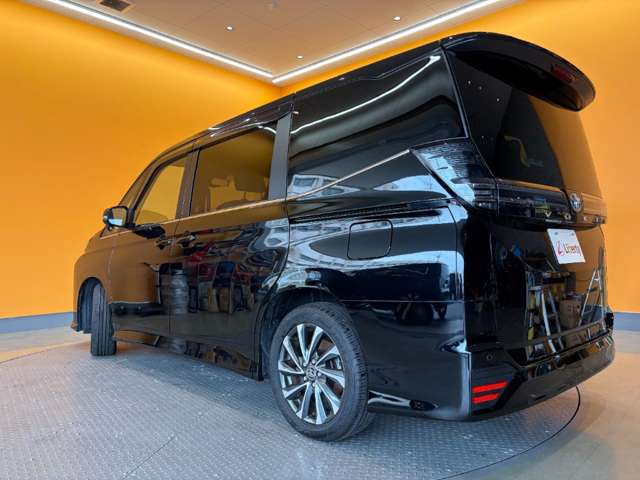 トヨタ ヴォクシー ２．０ Ｓ－Ｚ R6年 (近畿) 99