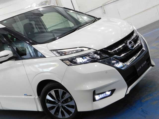 日産 セレナ ２．０ ハイウェイスター Ｖセレクション H29年 (近畿) 99