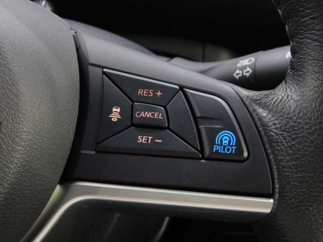 日産 セレナ ２．０ ハイウェイスター Ｖセレクション H29年 (近畿) 99