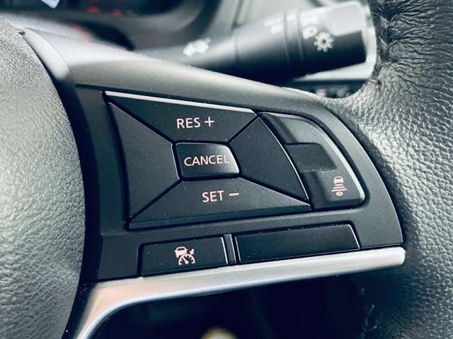 日産 ノート １．２ Ｅ－ＰＯＷＥＲ メダリスト R1年 (近畿) 99