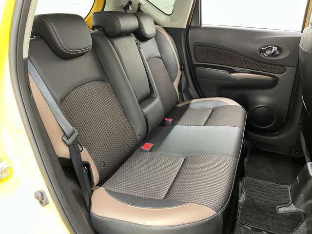 日産 ノート １．２ Ｅ－ＰＯＷＥＲ メダリスト R1年 (近畿) 99