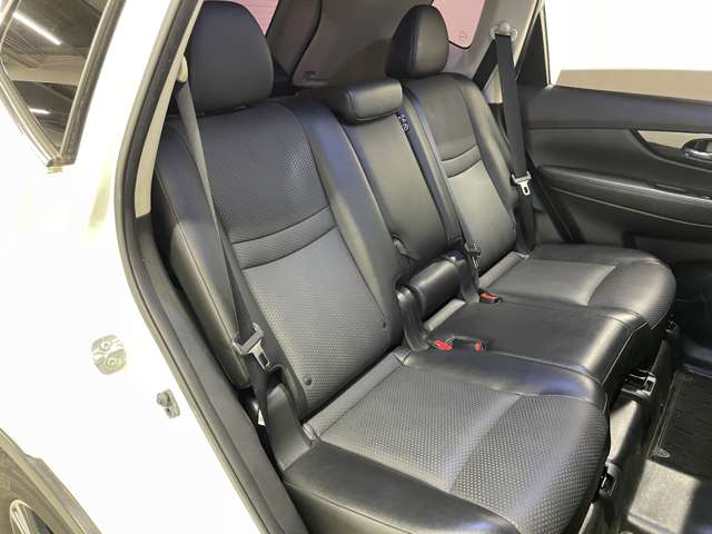 日産 エクストレイル ２．０ ２０Ｘ ２列車 ４ＷＤ H29年 (近畿) 99