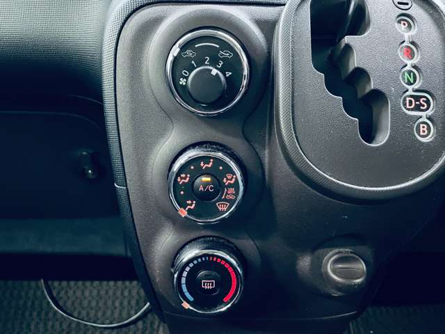トヨタ スペイド １．５ Ｆ H24年 (近畿) 99