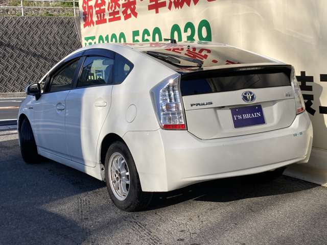 トヨタ プリウス １．８ Ｓ H23年 (中国) 99