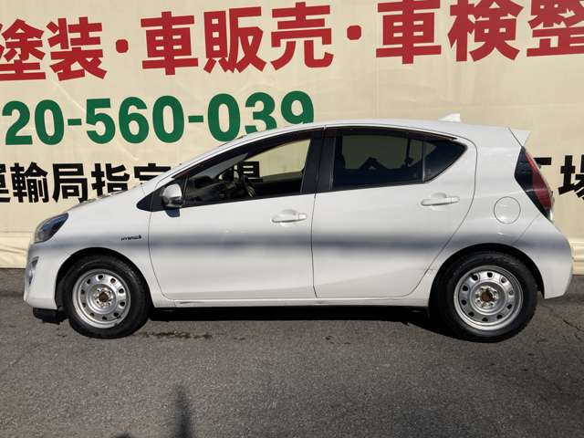 トヨタ アクア １．５ Ｓ H27年 (中国) 99