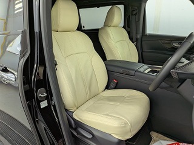 トヨタ アルファード　ハイブリッド ハイブリッド ２．５ Ｘ Ｅ－ＦＯＵＲ ４ＷＤ R7年 (東北) 99