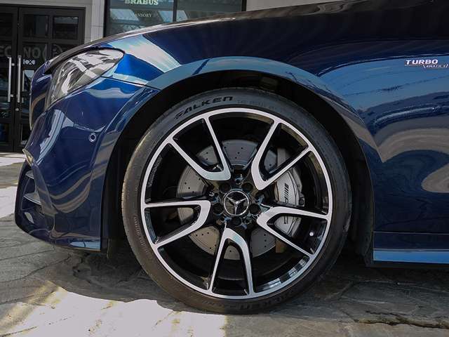 ＡＭＧ Ｅクラスカブリオレ Ｅ５３ ４マチックプラス ４ＷＤ R1年 (東海) 99