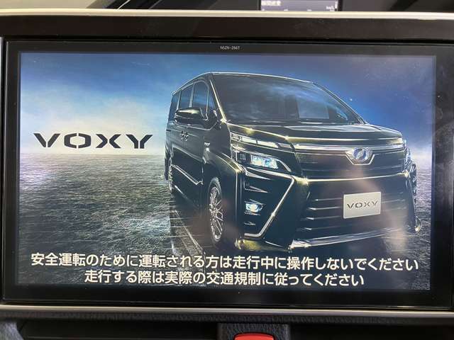 トヨタ エスクァイア　ハイブリッド １．８ ハイブリッド ＧＩ H28年 (近畿) 99