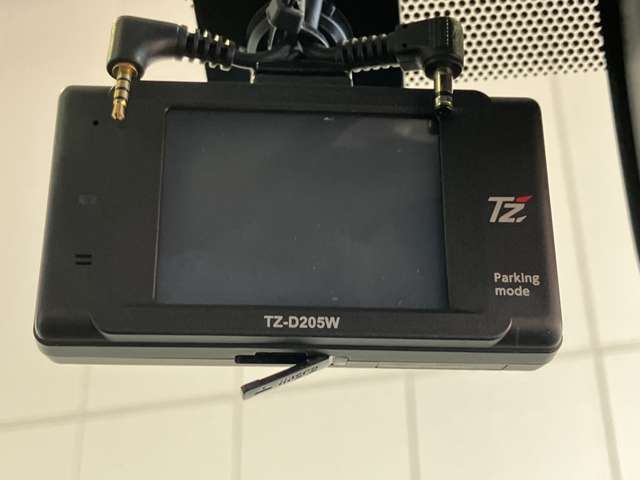 トヨタ ヴォクシー １．８ ハイブリッド ＺＳ 煌ＩＩ R2年 (近畿) 99
