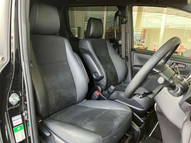 トヨタ ヴォクシー １．８ ハイブリッド ＺＳ 煌ＩＩＩ R3年 (近畿) 99