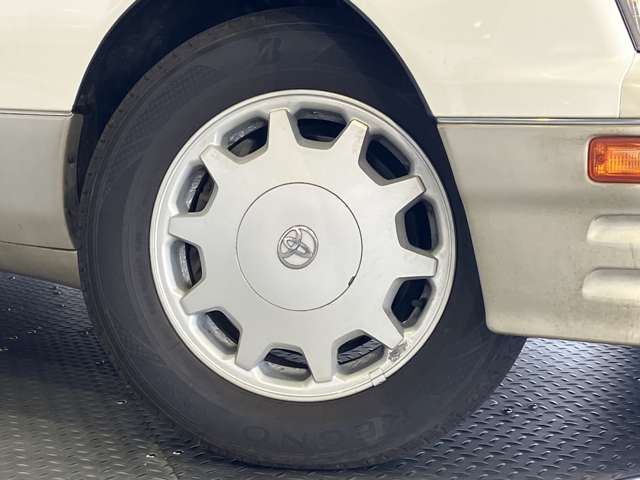 トヨタ セルシオ ４．０ Ａ仕様 H7年 (近畿) 99