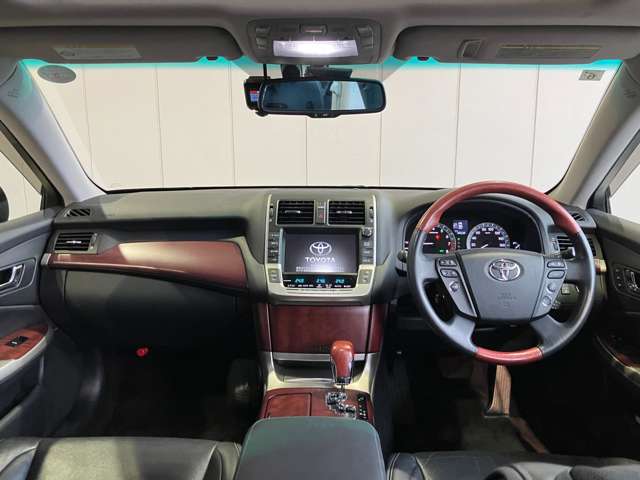トヨタ クラウンマジェスタ ４．６ Ｇタイプ Ｆパッケージ H21年 (近畿) 99
