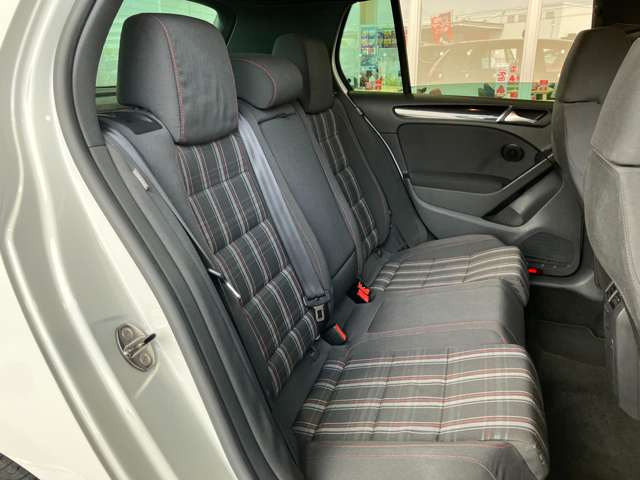 フォルクスワーゲン ゴルフ ＧＴＩ H23年 (近畿) 99